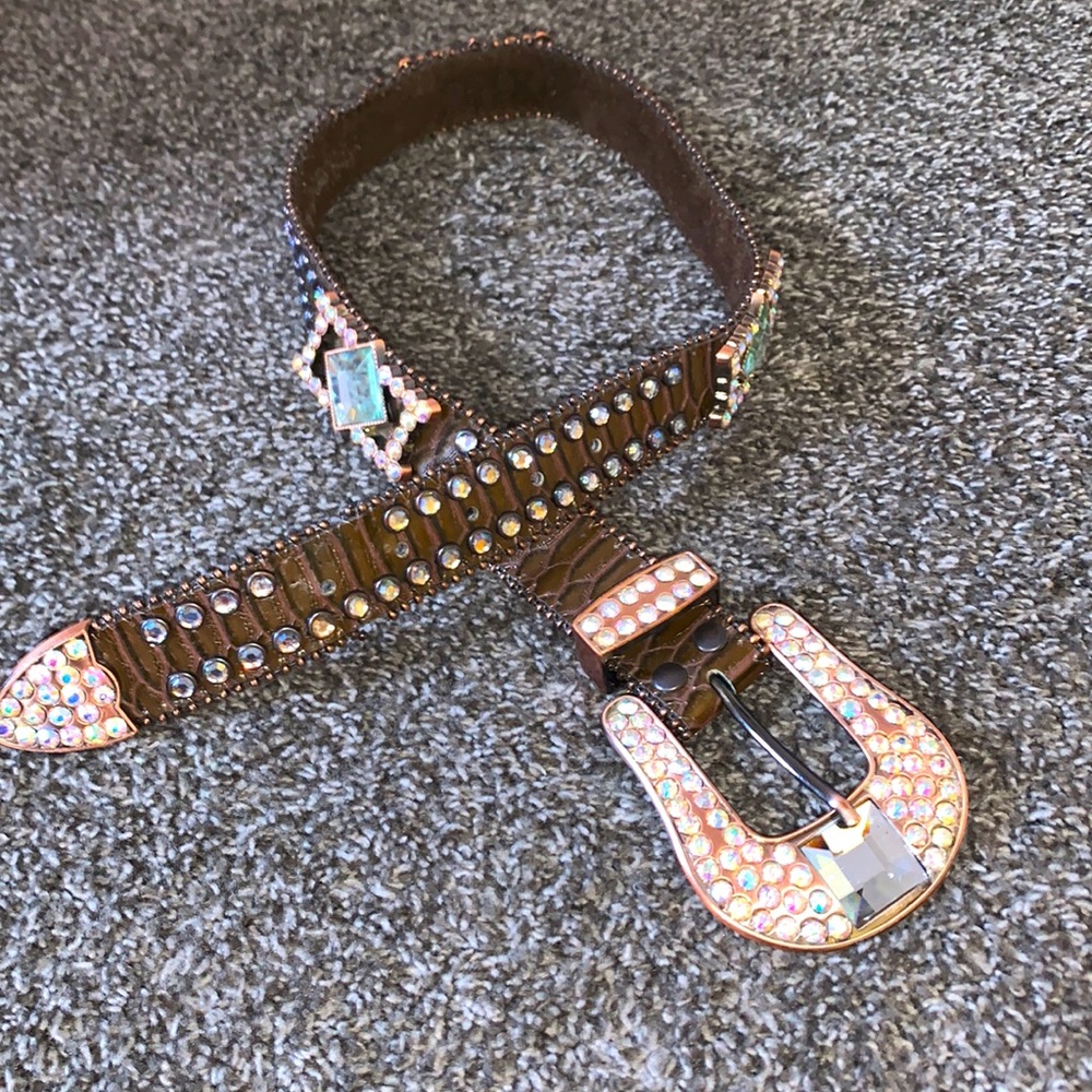Western bedazzled belt
